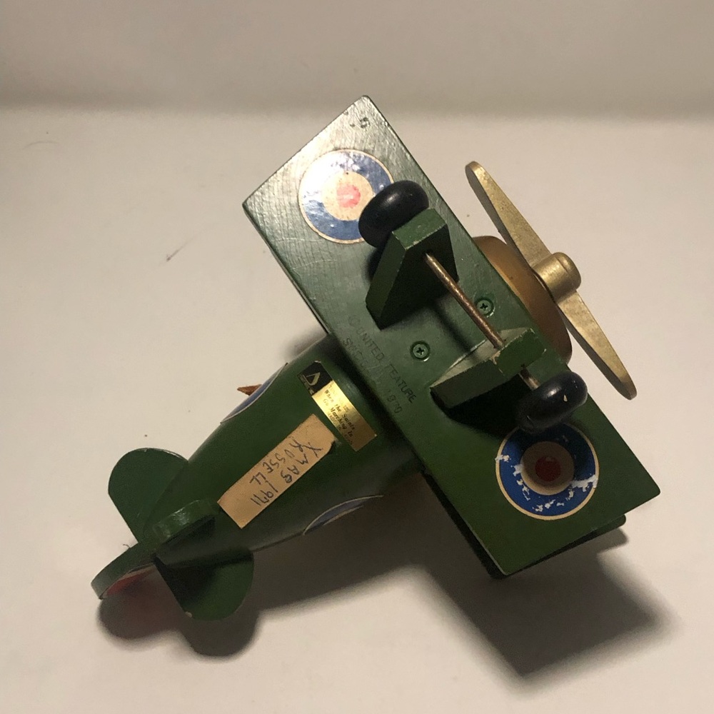 Peanuts Green Biplane Music Box with Snoopy Pilot - Picture 11 of 12